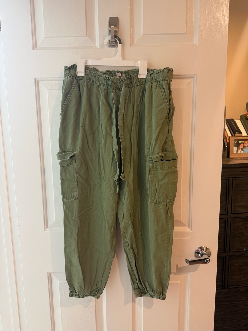 Casual Olive Green Cargo Jogger Pants - Women’s